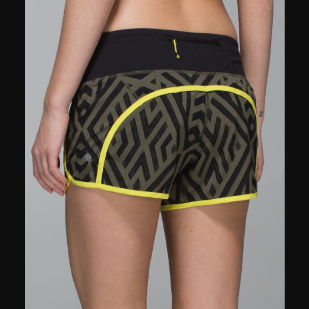 Lululemon Run Speed Short Stretch Athletic Shorts Chevron Shuffle Split Pea $54